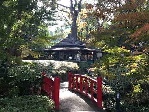 市ヶ谷から青山まで歩く(1)…外濠公園、イグナチオ教会、ホテルニューオータニ_b0330040_23162189.jpeg