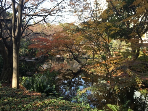 市ヶ谷から青山まで歩く(1)…外濠公園、イグナチオ教会、ホテルニューオータニ_b0330040_23172567.jpeg