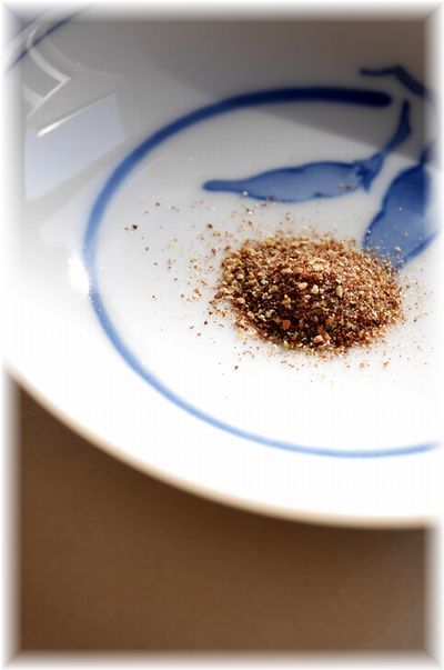 ちょっとした贈り物に和の香り「料亭の粉しょうゆ」_f0143227_07484420.jpg