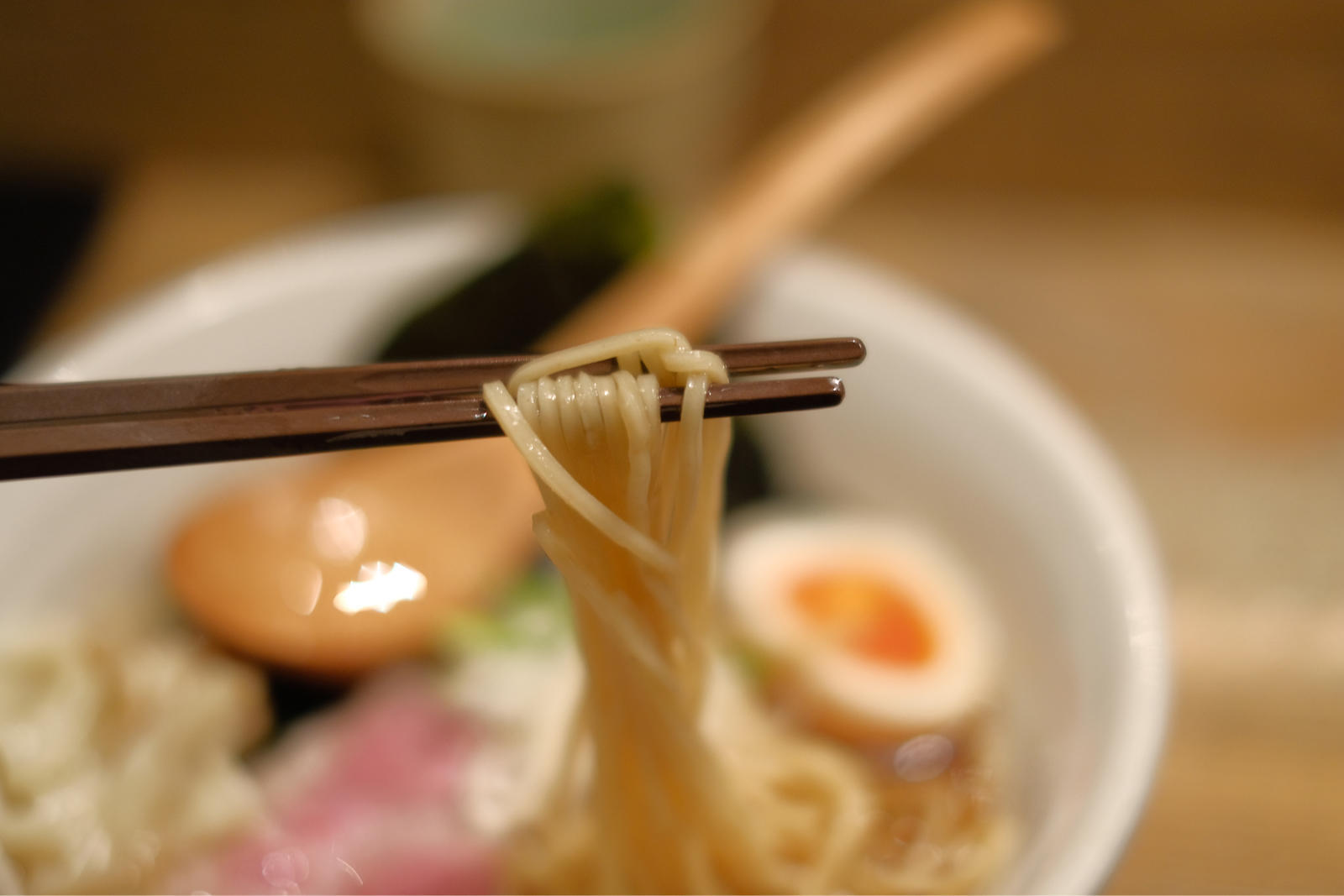 Homemade Ramen 麦苗@大森海岸 ビブグルマンに紹介された食べログ2位のラーメン店。_b0024832_13212094.jpg