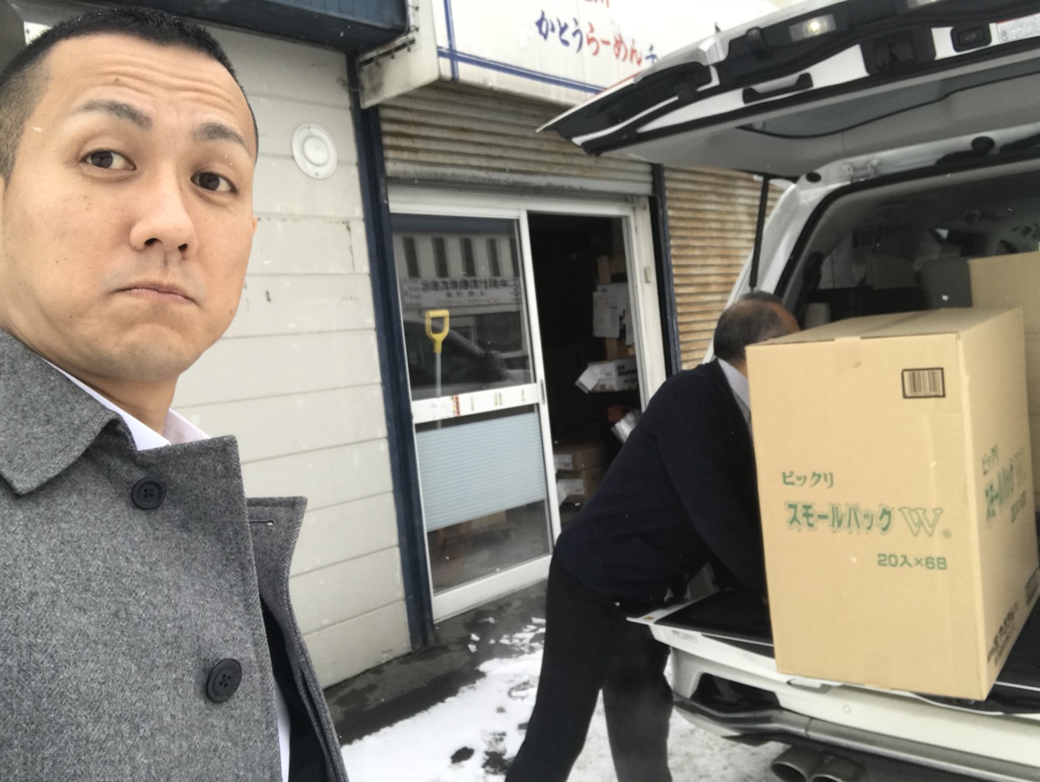 12月21日 木曜日の本店ブログ(´▽`) ランクル・アルファード・ヴェルファイア多数取り扱い_b0127002_17502815.jpg