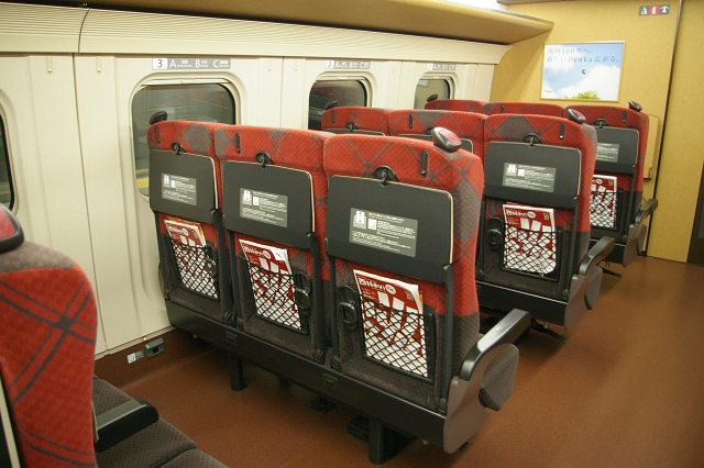 4万円以上使いました!:JR西日本30周年記念乗り放題きっぷの旅_b0283432_03302878.jpg