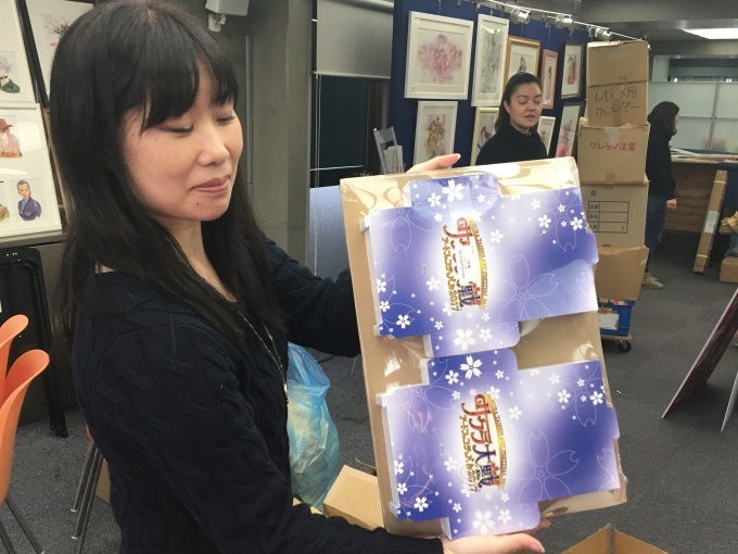 今日は搬入。_b0137477_18482391.jpeg