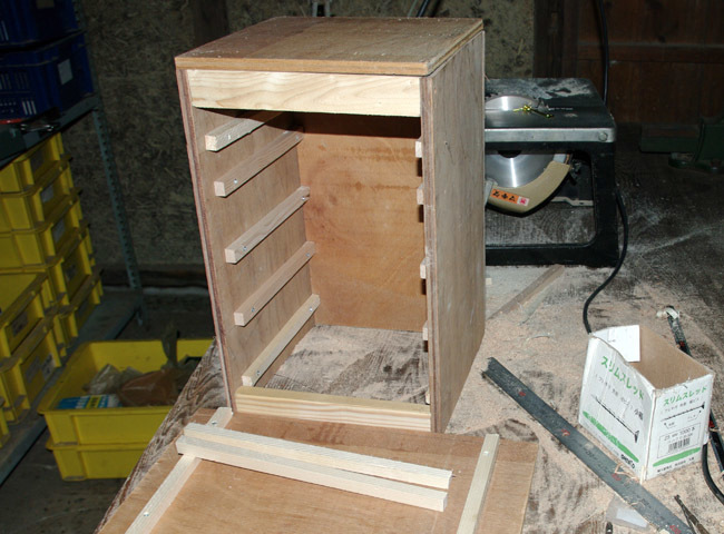 デジタル サーモスタット付きの 燻製器を作る_c0081499_12192777.jpg