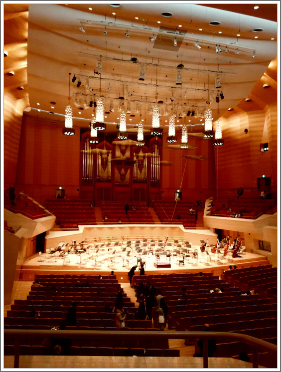 b0340572_10235585.jpg