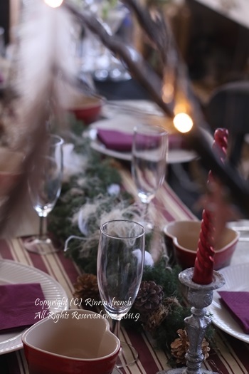 我が家でクリスマスパーティー（2）ワインレッドをきかせた大人乙女の為のテーブル_e0237680_10555309.jpg
