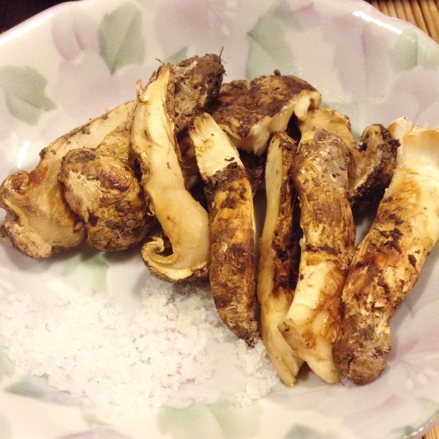 焼き松茸の芳香に酔いしれる_a0334793_02155337.jpg