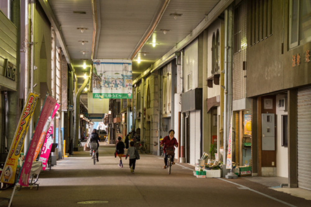 香川県坂出市「本通商店街」_a0096313_16474691.jpg