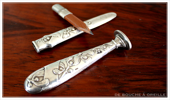 necessaire d\'ecriture ヤドリギをモチーフとした筆記用具のセット フランスアンティーク_d0184921_16051140.jpg