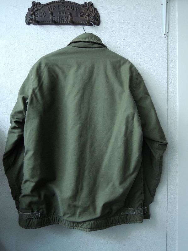 U.S. ネイビー A-2 デッキ ジャケット コンマー ジッパー 60〜70s 60s初期 U.S.NAVY A-2 デッキジャケット 三角フラップ | 東京準備室