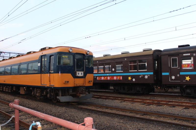 新金谷駅にて。_d0367998_03271282.jpg