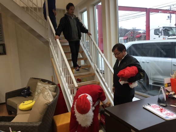 12月24日(日)トミー本店☆クリスマスイブ☆Y様プリウス納車☆K様エリシオン納車♪k様エブリワゴンご成約!_b0127002_19491401.jpg
