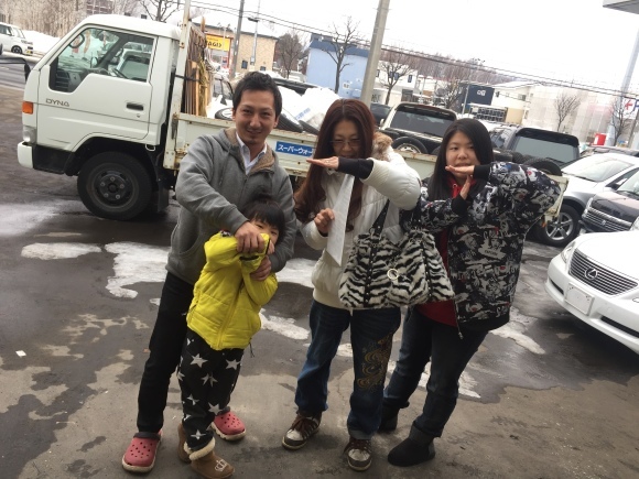 12月24日(日)トミー本店☆クリスマスイブ☆Y様プリウス納車☆K様エリシオン納車♪k様エブリワゴンご成約!_b0127002_20042101.jpg