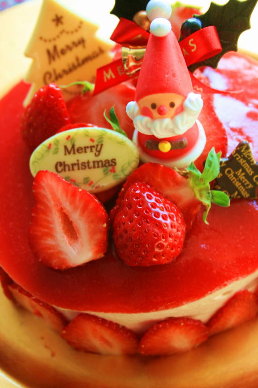 クリスマス苺ムースケーキ&素敵なクリスマスプレゼント_f0320020_757447.jpg