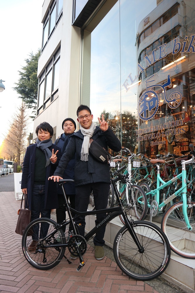 12月24日 渋谷 原宿 の自転車屋 FLAME bike前です_e0188759_19240750.jpg