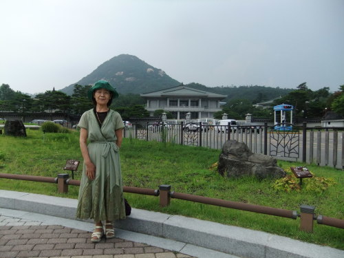 f0253572_12024216.jpg