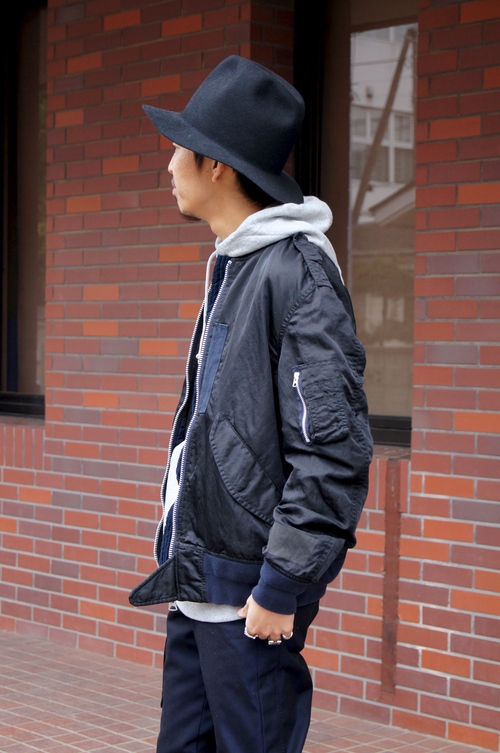 sacai - Bomber Jacket Street Look._c0079892_1916350.jpg