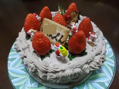 手作りクリスマスケーキ我が家の分と孫たちの分_f0019498_13434380.jpg