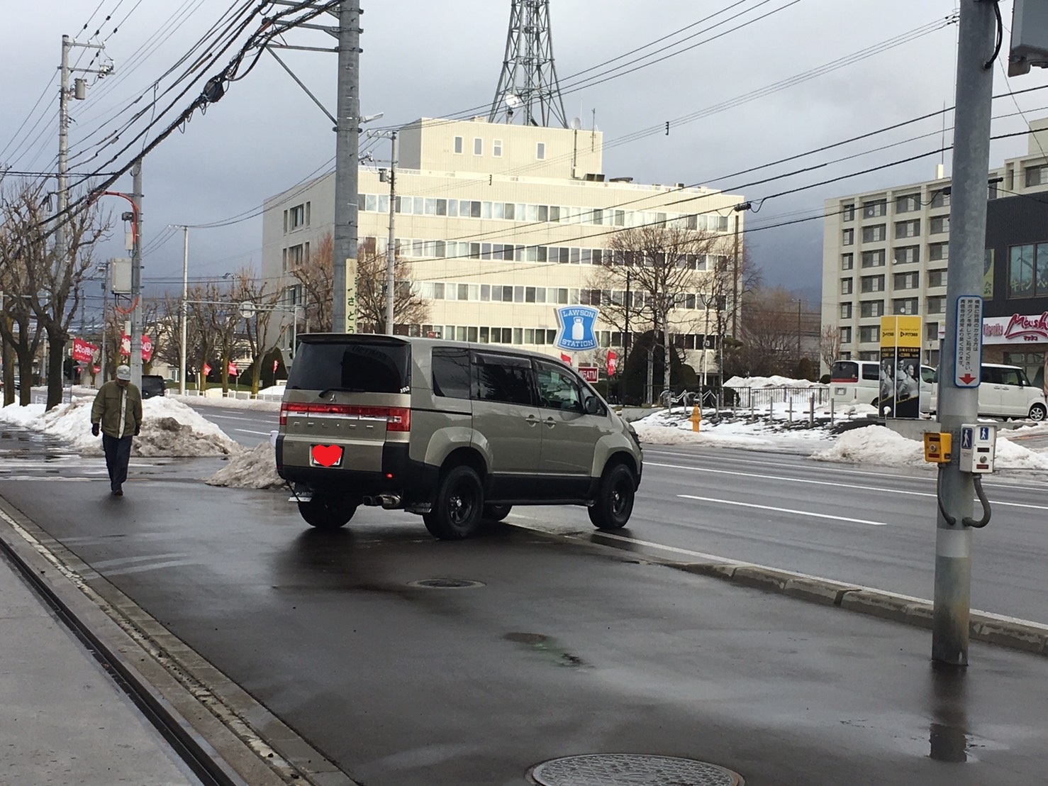 12月25(月)トミーベース カスタムブログ☆ナビゲーター ハマーH2 デリカ納車☆_b0127002_12054206.jpg