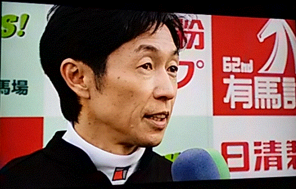 f0231709_01135003.gif