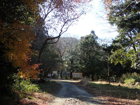 霜の葦毛湿原から座談山_e0293913_17595399.jpg