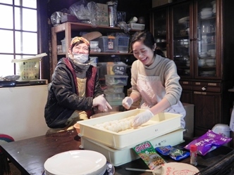坂本屋の餅つき 2017_f0213825_08411126.jpg