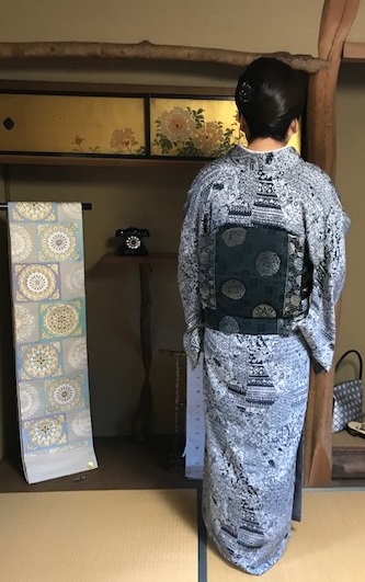 師走にご来店の関東からのお客様・干支の帯揚げ。_f0181251_1973824.jpg