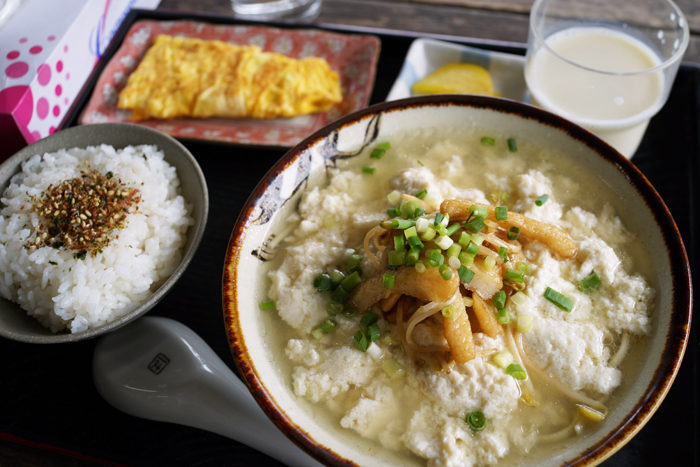 石垣めし ゆし豆腐そば 焼肉 弁当 八重山そば ちゅらかじとがちまやぁ