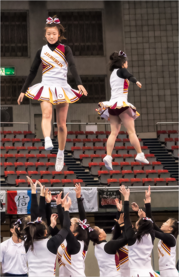 桜美林大学\"Three Nails Crowns\"チームTシャツＳサイズ部員限定 NIKE - 桜美林大学