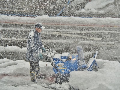 事務長・・・お疲れ様です！【除雪編】_c0336902_07422140.jpg