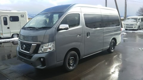 日産 NV350キャラバン キャンピング特装 上級仕様 4WD ベース車入庫しました。_a0160006_13354610.jpg