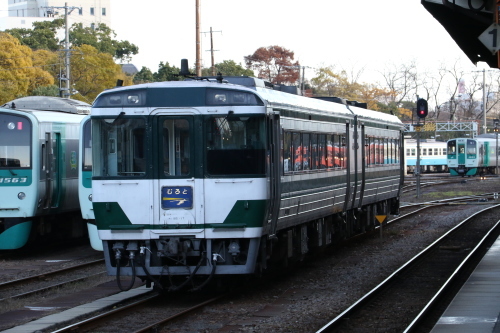 徳島へJR四国キハ185を撮りに行く　最終回　徳島駅でその④・帰途へ　2017.12.01_d0187275_21120875.jpg