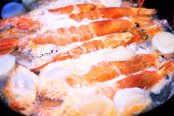 ■クリスマスおもてなし料理⑧～⑩【赤海老と帆立のウニソース／南瓜のサラダ／中華サラダ】パーティーケータリング料理です。_b0033423_03070579.jpg