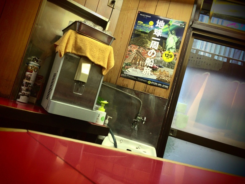 【往く店来る店】神保町さぶちゃん閉店　～そして、伊峡の半チャンラーメン_b0008655_19071699.jpg