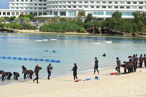 12月 沖縄への修学旅行 高校の美術でできること