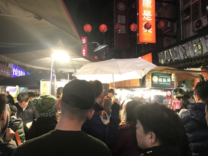 台湾女子旅 台湾夜市でがんがん食べる Coucou A Table クク アターブル 台湾女子旅 台湾夜市でがんがん食べる Coucou A Table クク アターブル