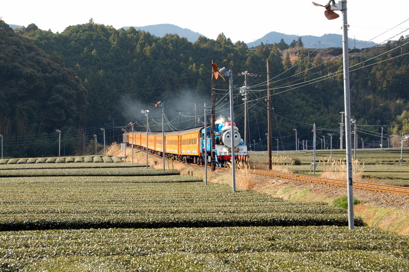 機関車トーマス_c0057390_00593876.jpg
