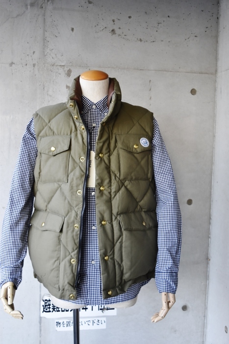 年内・ギリ入荷です。。。Crescent Down Works Excrusive(別注) DOWN VEST!★!_d0152280_19492540.jpg