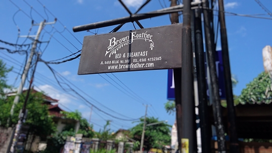 Brown Feather Hotel #104 と #205 滞在記録 @ Jl.Batu Belig (\'17年9月＆10月)_d0368045_754934.jpg