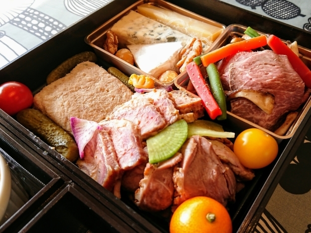 新年のごあいさつ_e0167593_21484379.jpg