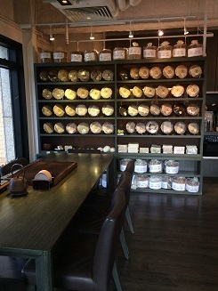 香港カフェ巡り9 中国茶専門店の新星茶荘で優雅なティータイム 香港カフェ巡り9 中国茶専門店の新星茶荘で優雅なティータイム