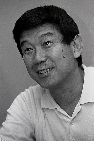 青島幸男（1932～2006） : 著名人の墓巡り～昭和の偉人と出会う旅～