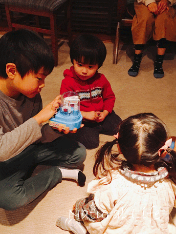b0162000_05585971.gif