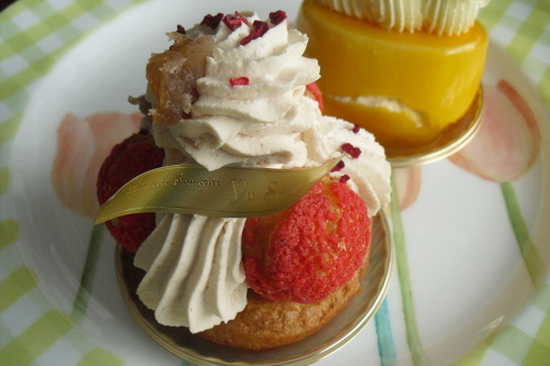 Patisserie Yu Sasage(パティスリー ユウ ササゲ) 『サントノーレ etc.』_a0326295_15095840.jpg