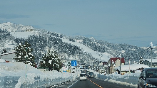 雪の晴れ間にはきれいな山を見ることが出来ます_c0336902_16523634.jpg