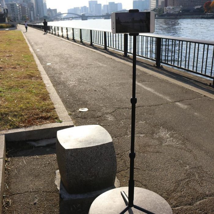 【AD】スタンド型にもなる一脚、スマホでの動画やタイムラプス撮影にも最適_c0060143_22184246.jpg