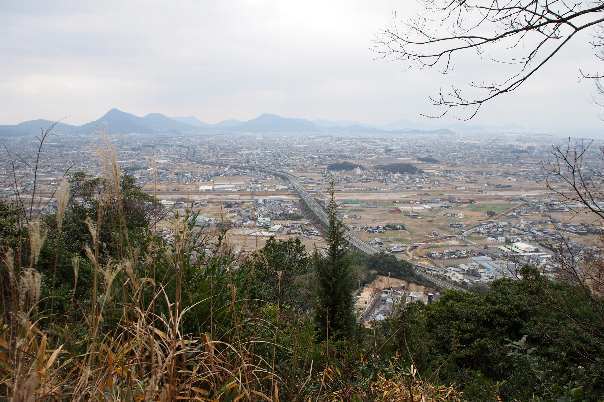 飯野山登山（自転車で行ってきました）_a0133211_22090932.jpg