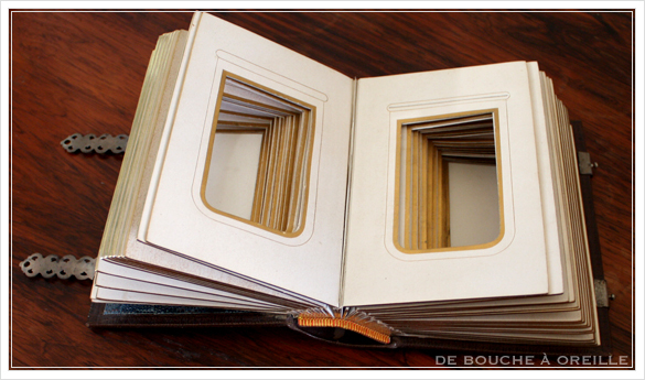 album de photos en cuir 聖書・古書のようなフォトアルバム フランスアンティーク_d0184921_14073481.jpg