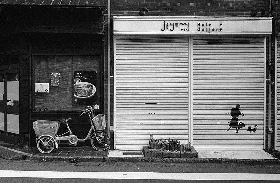 【21st Century Snapshotman 】荻窪あたり CLE + ロッコール40mmというサブカメラの選択 2017 8/29_c0035245_01040023.jpg