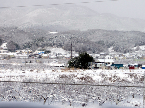 北陸新幹線の山側_c0051781_21402075.jpg